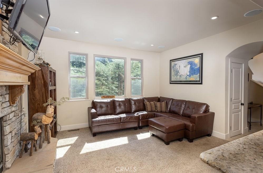 1157 Scenic Property Photo 5