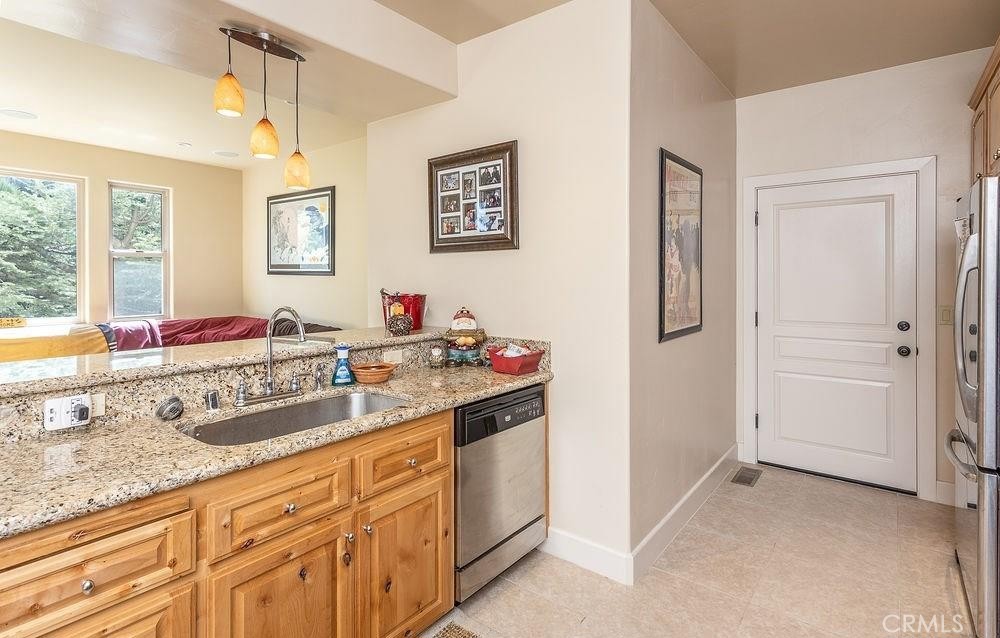 1157 Scenic Property Photo 8