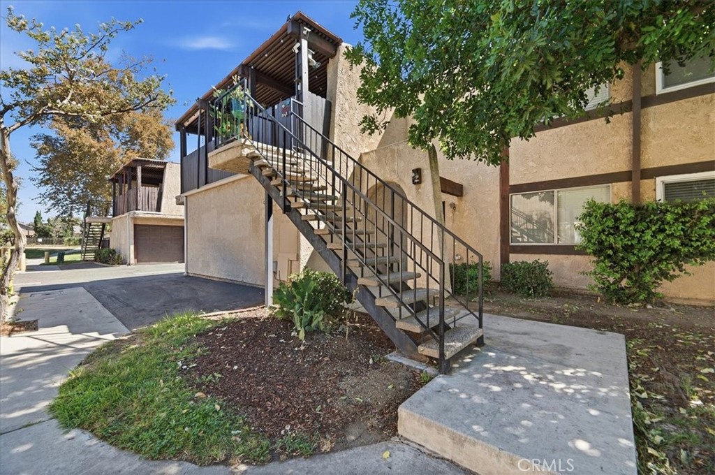 12241 Carnation D Property Photo 1