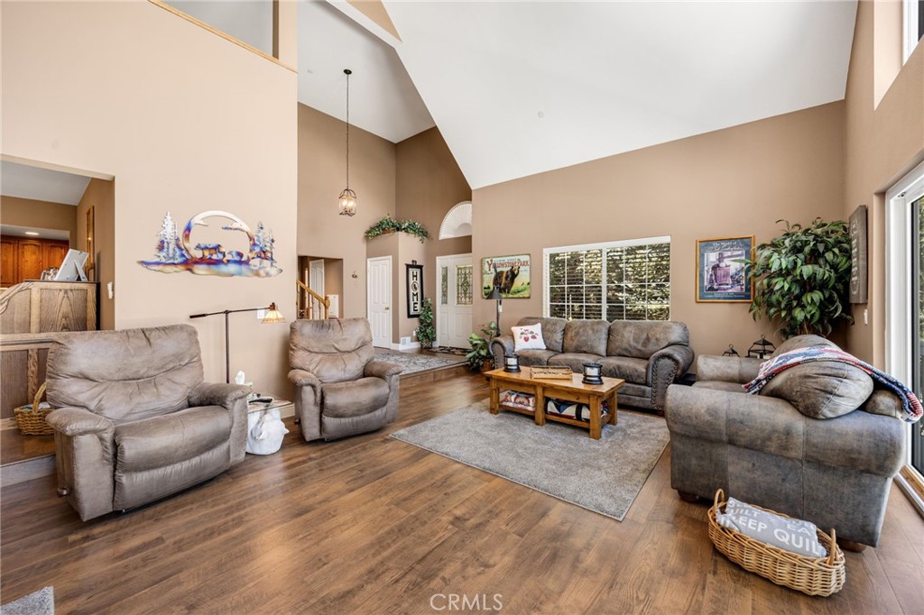 1348 St Anton Property Photo 11