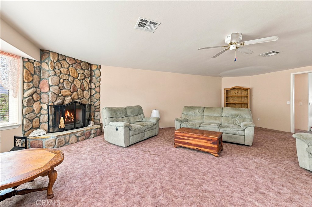 21658 Waite Property Photo 11