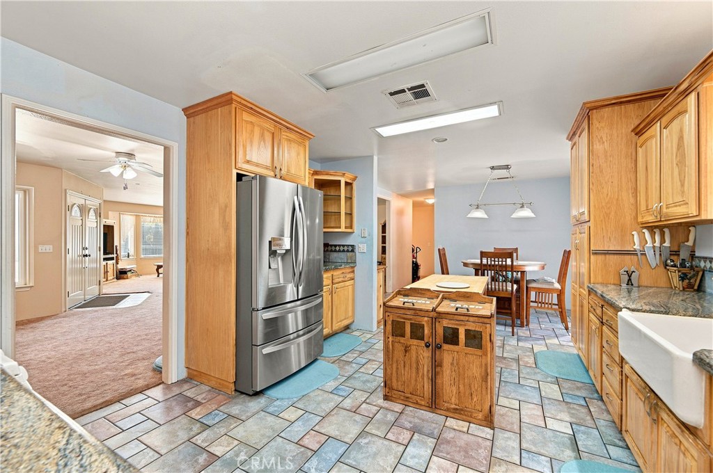 21658 Waite Property Photo 19