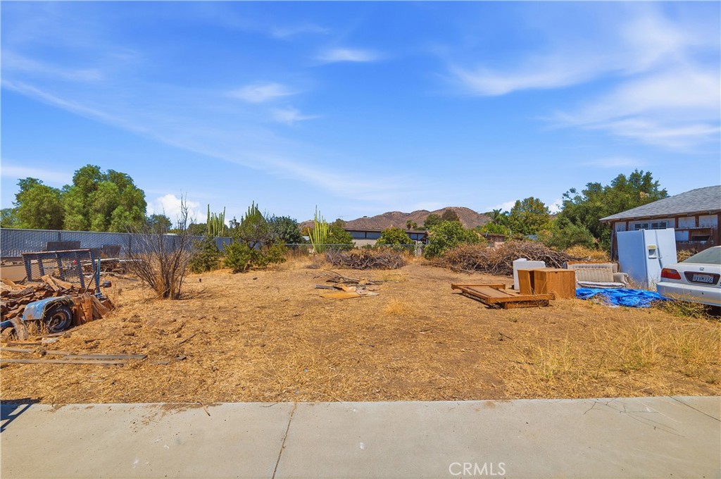 21658 Waite Property Photo 32