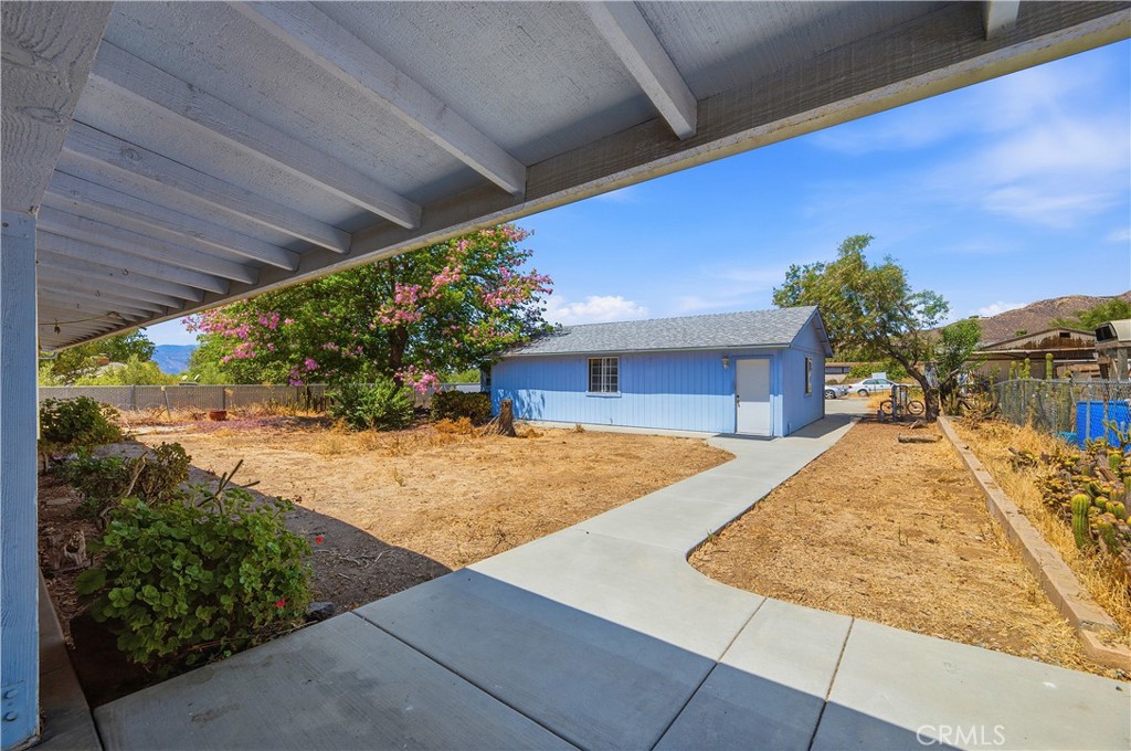 21658 Waite Property Photo 38