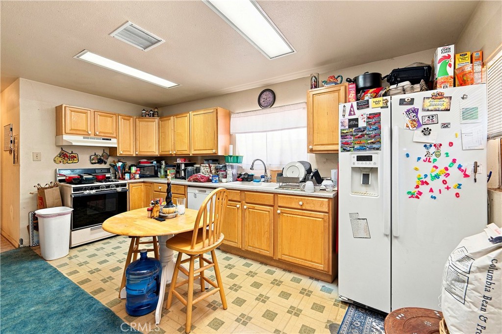 21658 Waite Property Photo 41