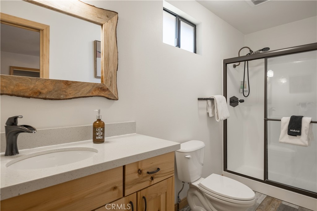 630 Villa Grove Avenue Property Photo 23