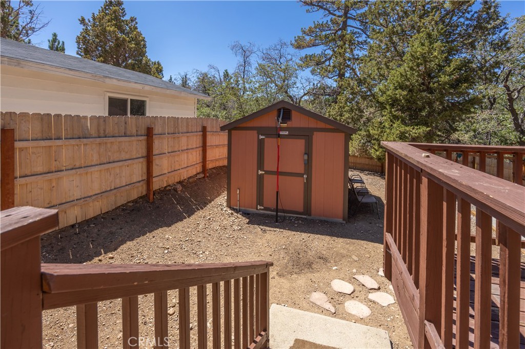 630 Villa Grove Avenue Property Photo 36