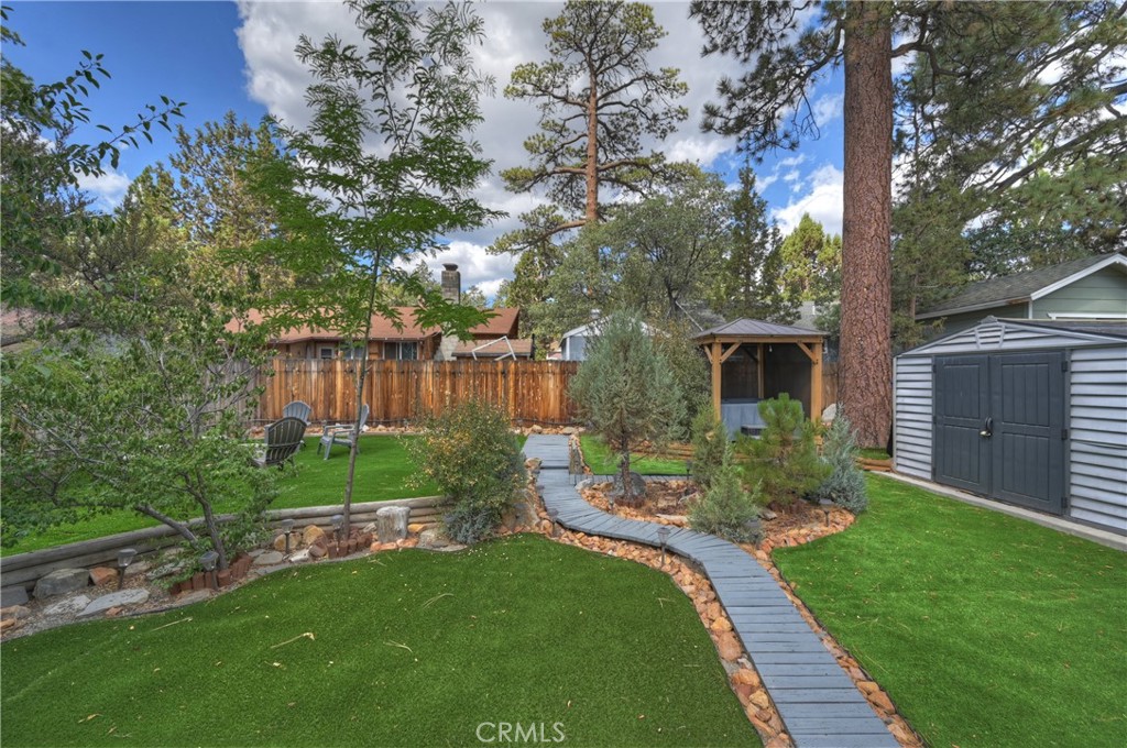 524 Highland Property Photo 5