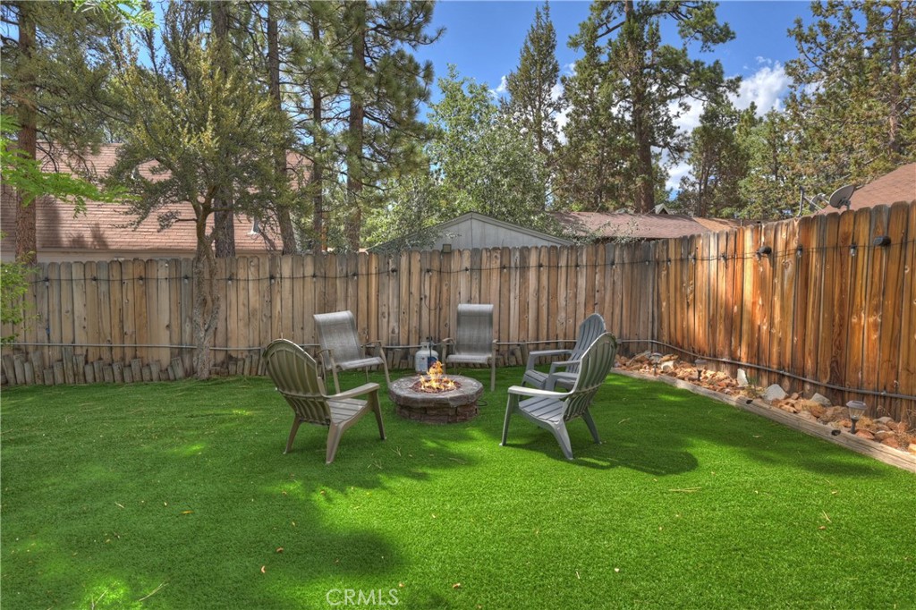 524 Highland Property Photo 8