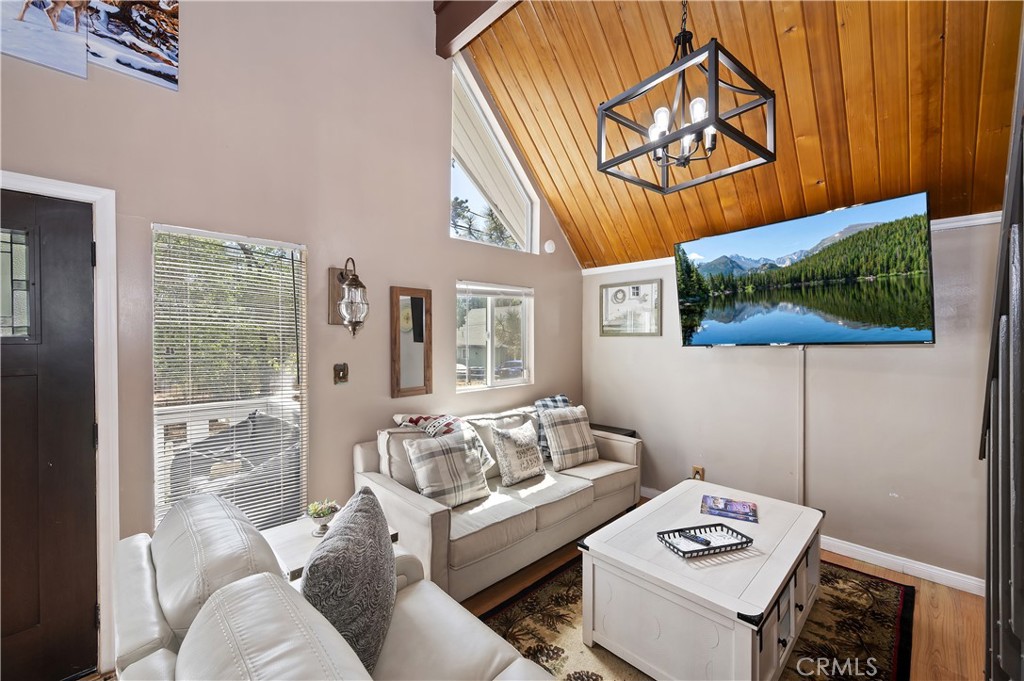 524 Highland Property Photo 12