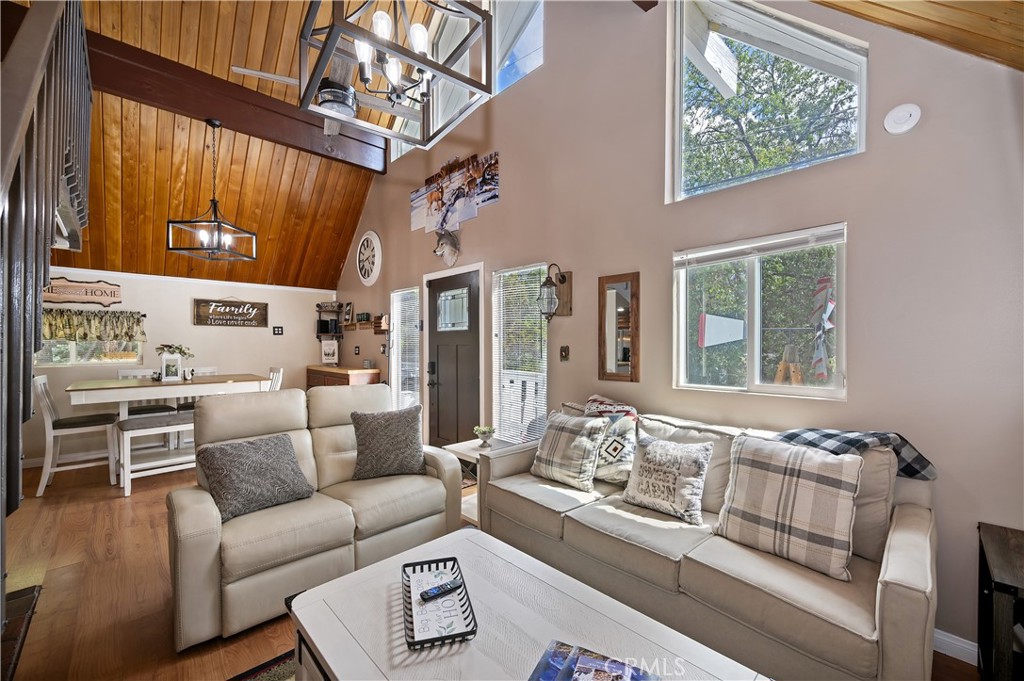 524 Highland Property Photo 14