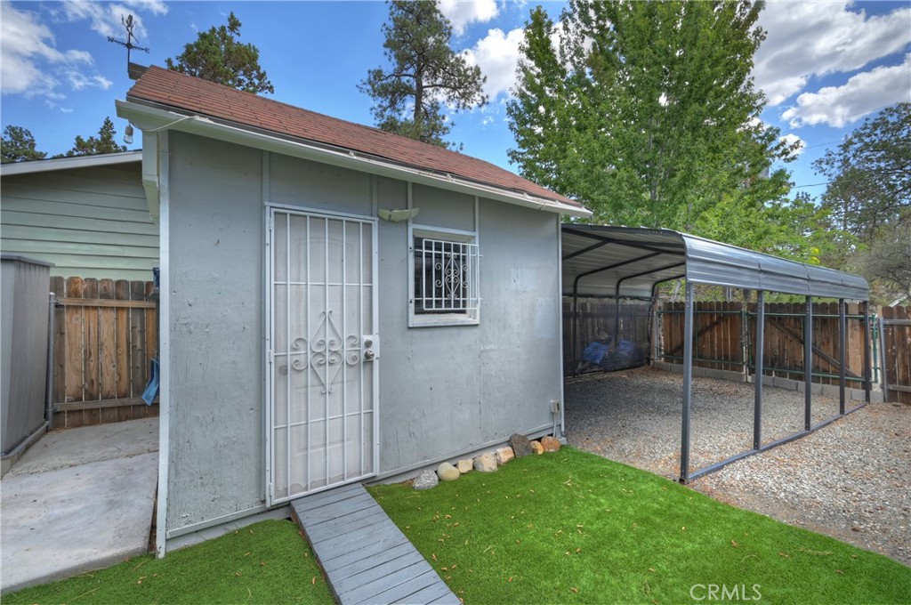 524 Highland Property Photo 41