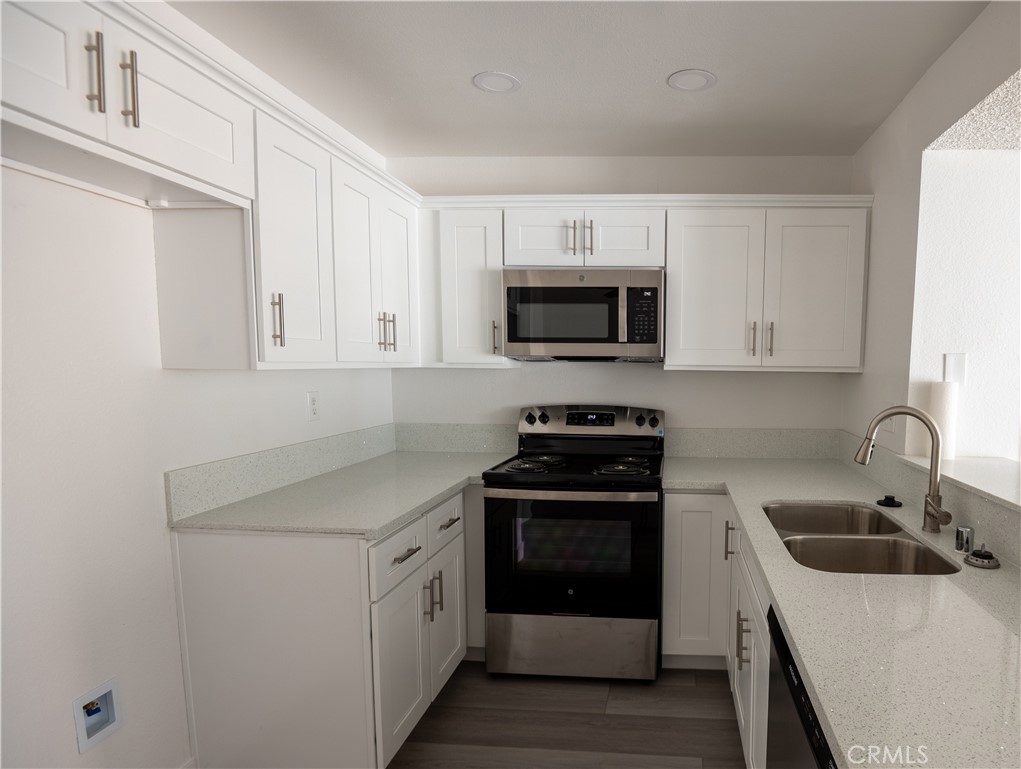 1500 W Edgehill 44 Property Photo 5
