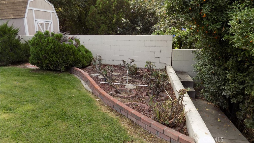 1733 Bonita Vista Property Photo 25