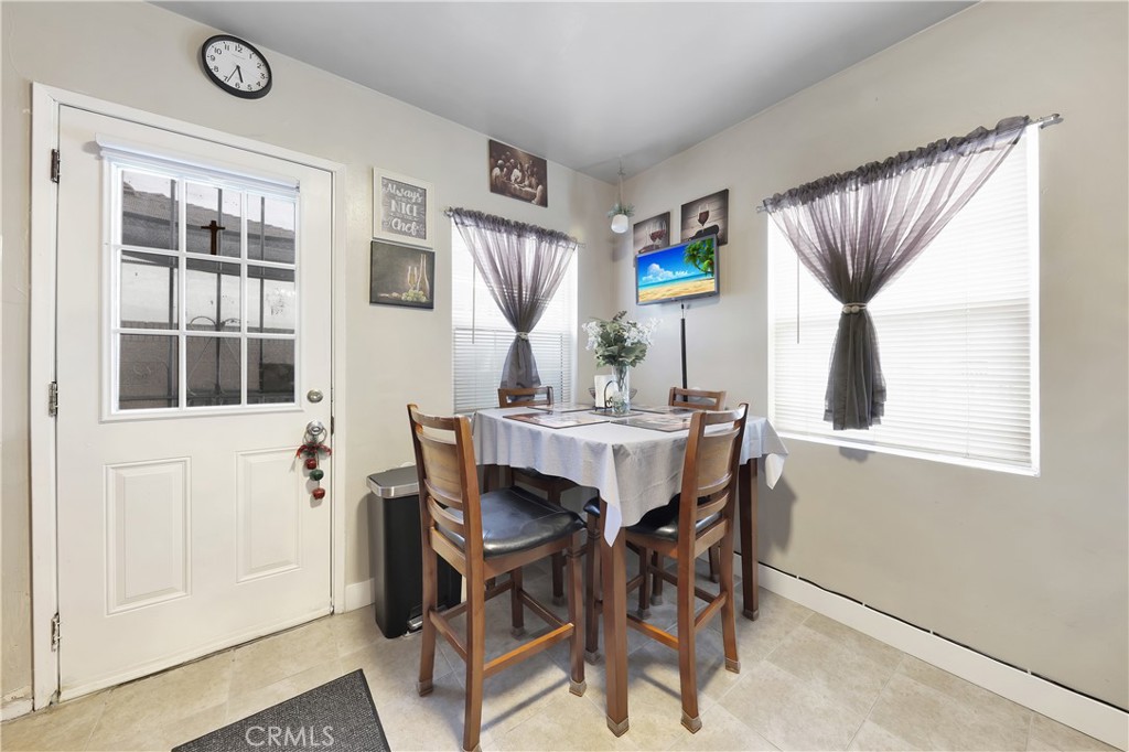 12147 Molette Property Photo 13