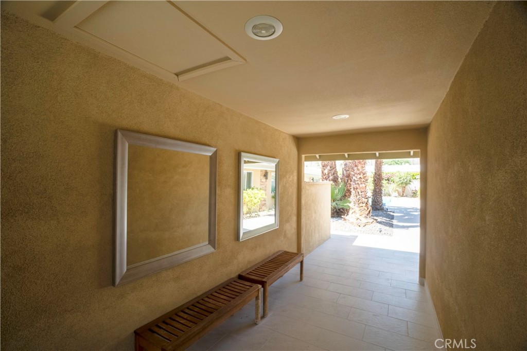 555 S Thornhill Road 4 Property Photo 4