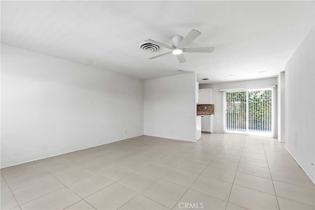 555 S Thornhill Road 4 Property Photo 8