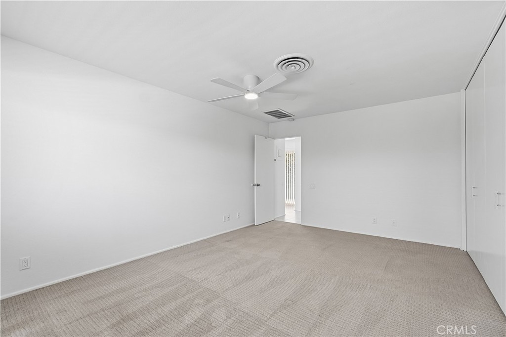 555 S Thornhill Road 4 Property Photo 15