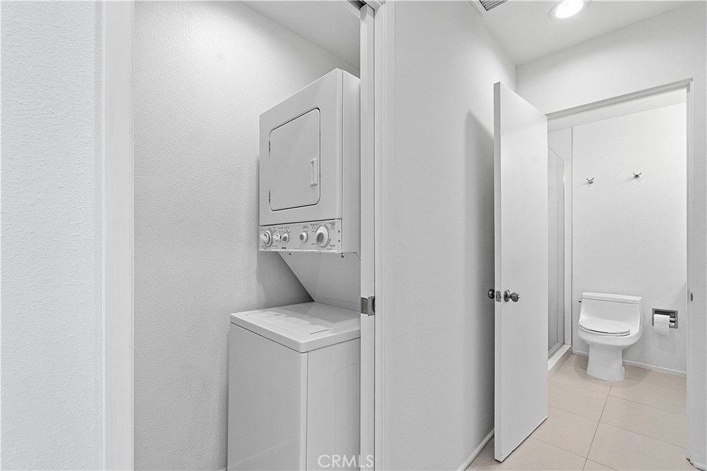 555 S Thornhill Road 4 Property Photo 16