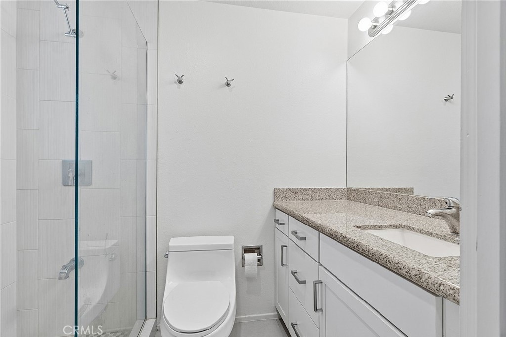 555 S Thornhill Road 4 Property Photo 17