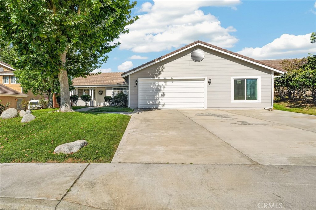 1043 Juniper Property Photo 32
