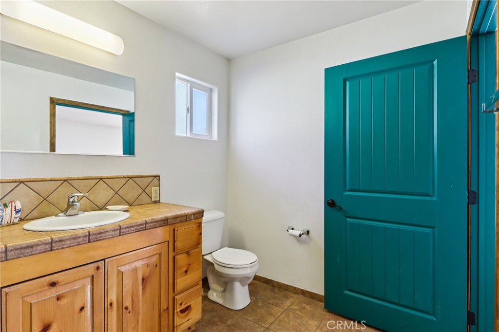 105 E Meadow Lane Property Photo 27