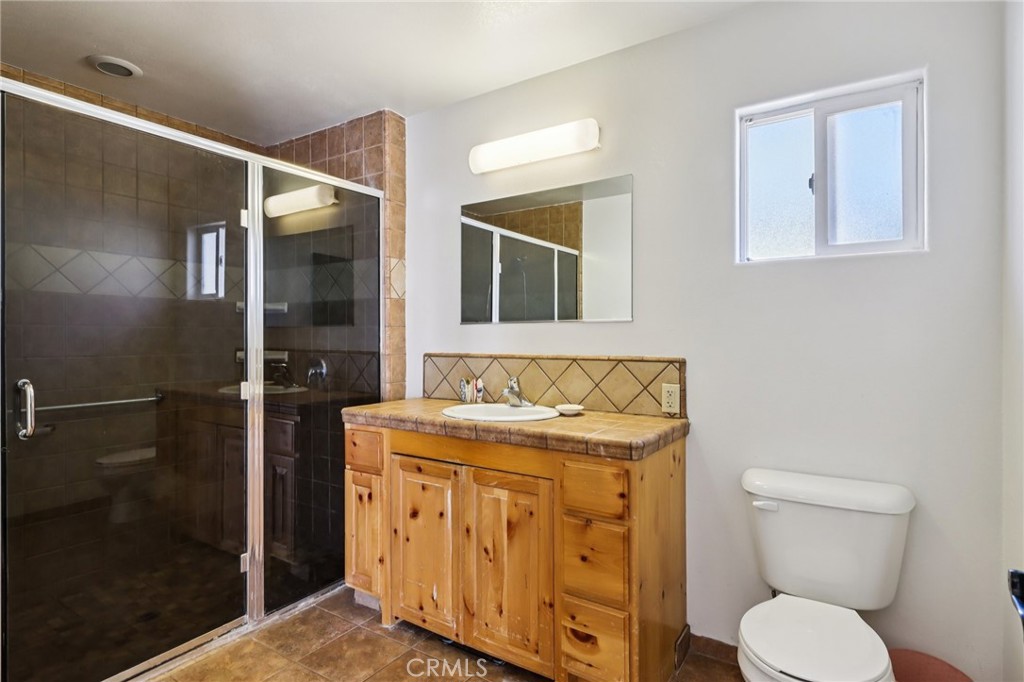 105 E Meadow Lane Property Photo 28