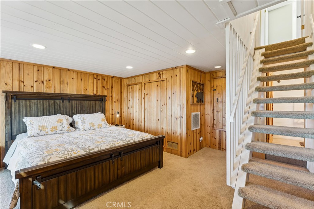 1171 N Grass Valley Property Photo 13