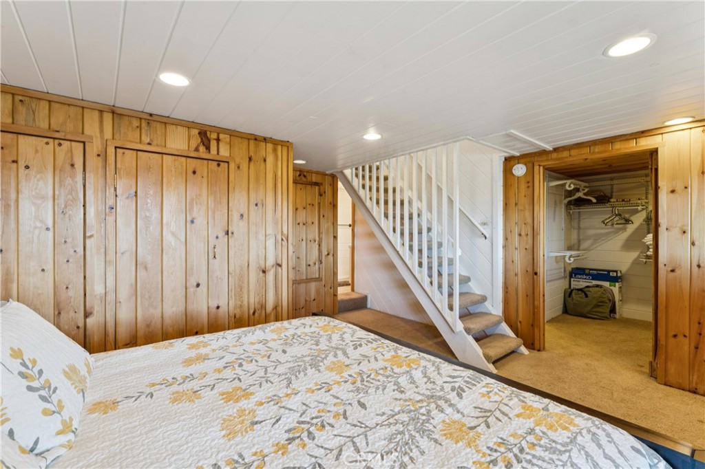 1171 N Grass Valley Property Photo 15