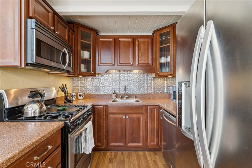 1171 N Grass Valley Property Photo 24