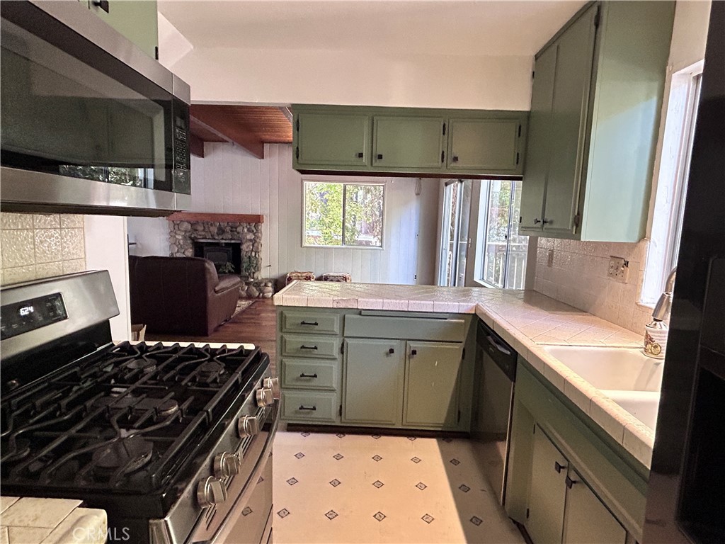 378 Grass Valley Property Photo 5