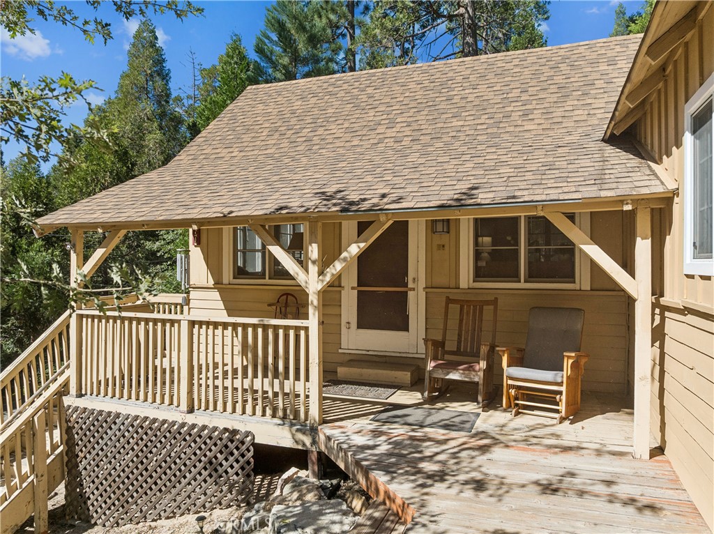 27260 Little Bear Road Property Photo 1