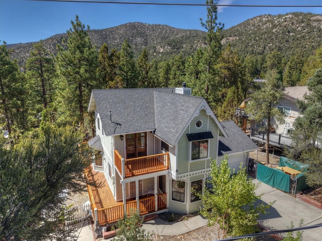 911 Panamint Mountain Property Photo 1