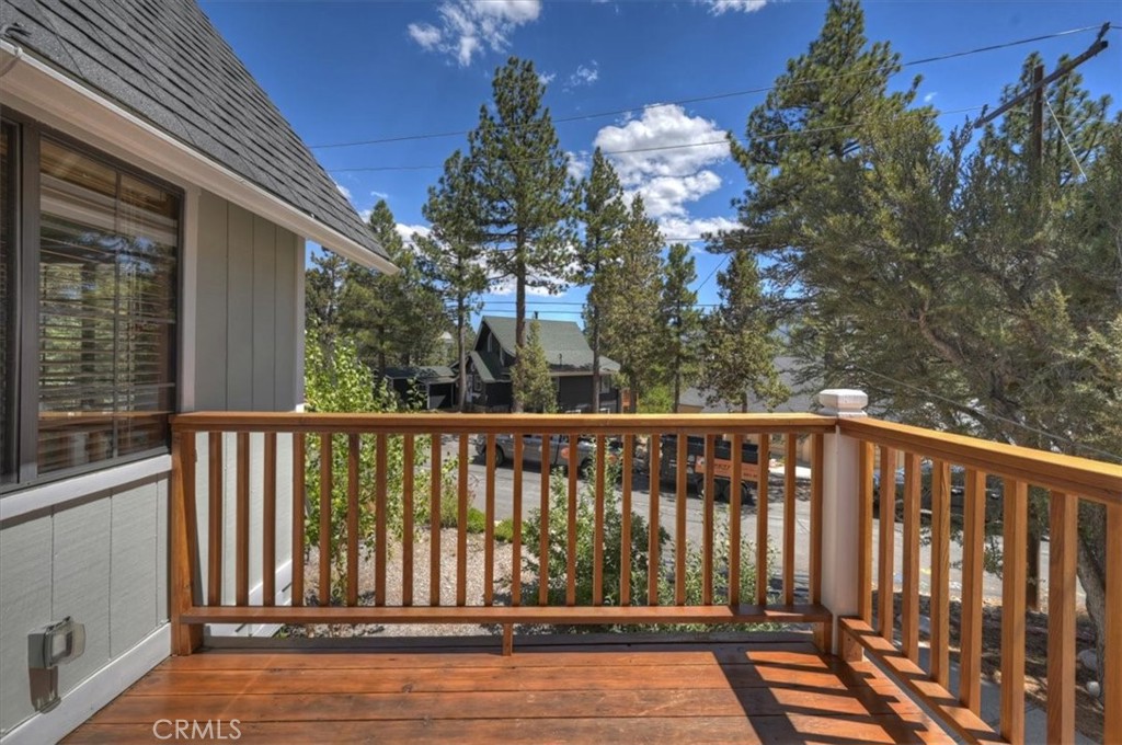 911 Panamint Mountain Property Photo 16