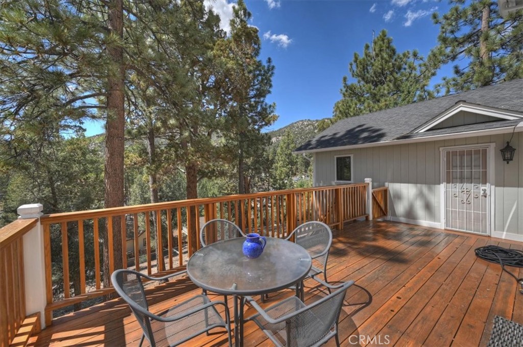 911 Panamint Mountain Property Photo 33