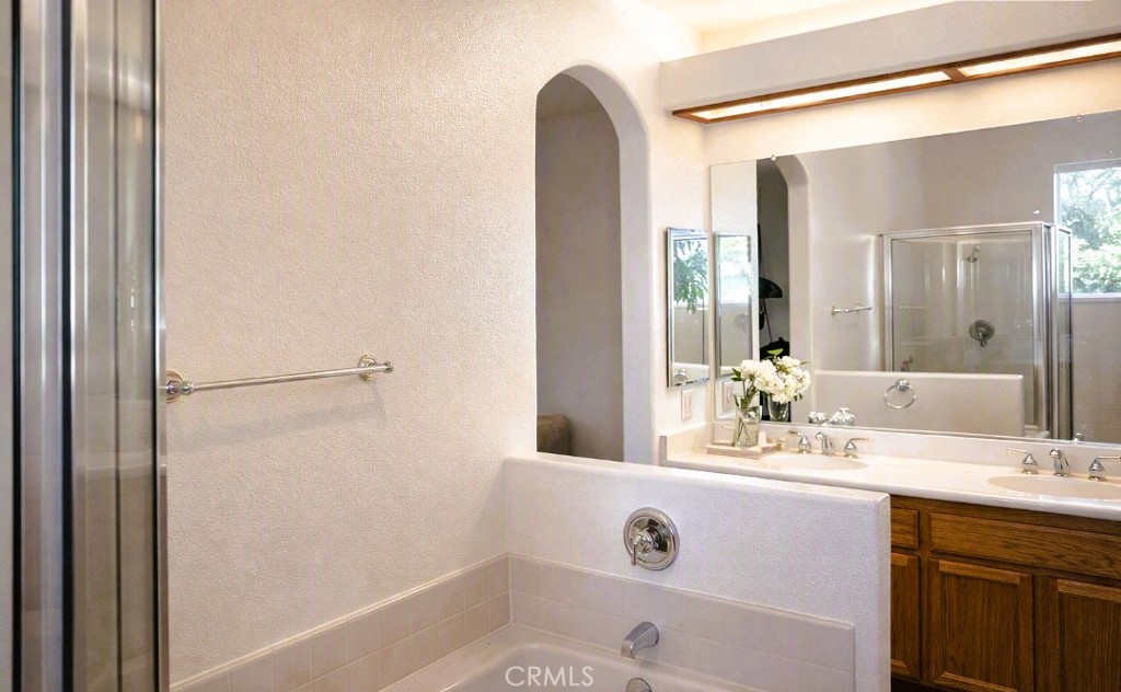 1348 Magnolia Property Photo 24