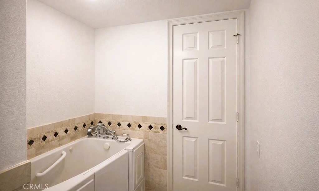 1348 Magnolia Property Photo 27