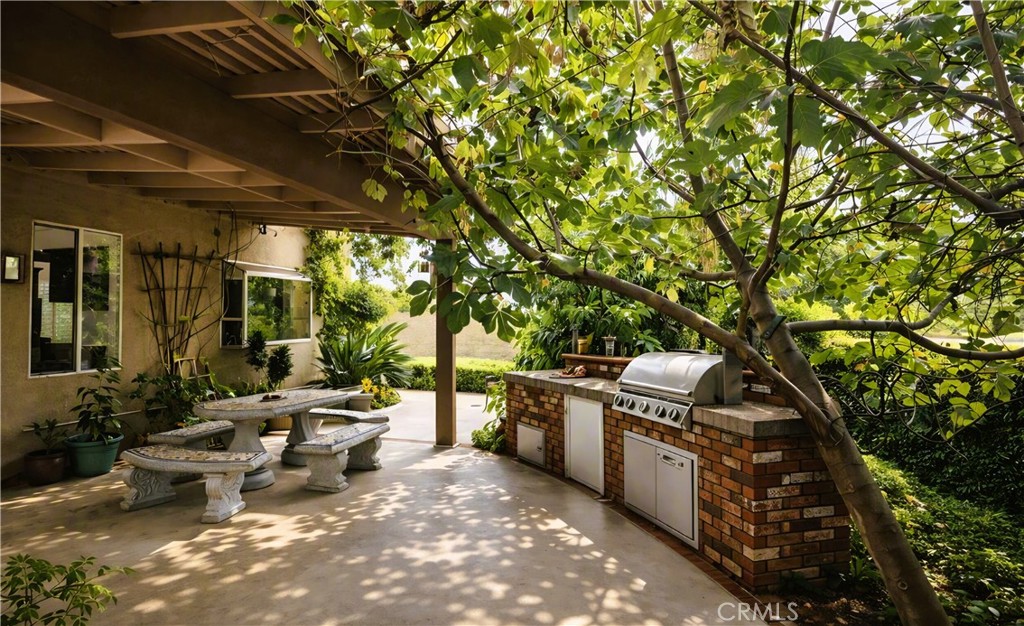 1348 Magnolia Property Photo 35