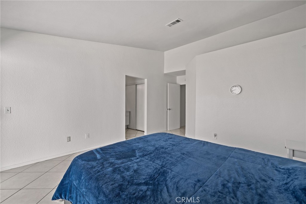 14422 Hillcrest Property Photo 17