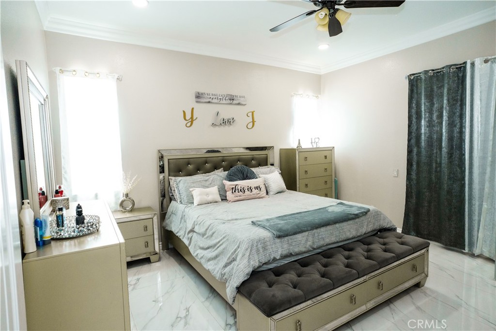 1844 N Arrowhead Avenue Property Photo 14