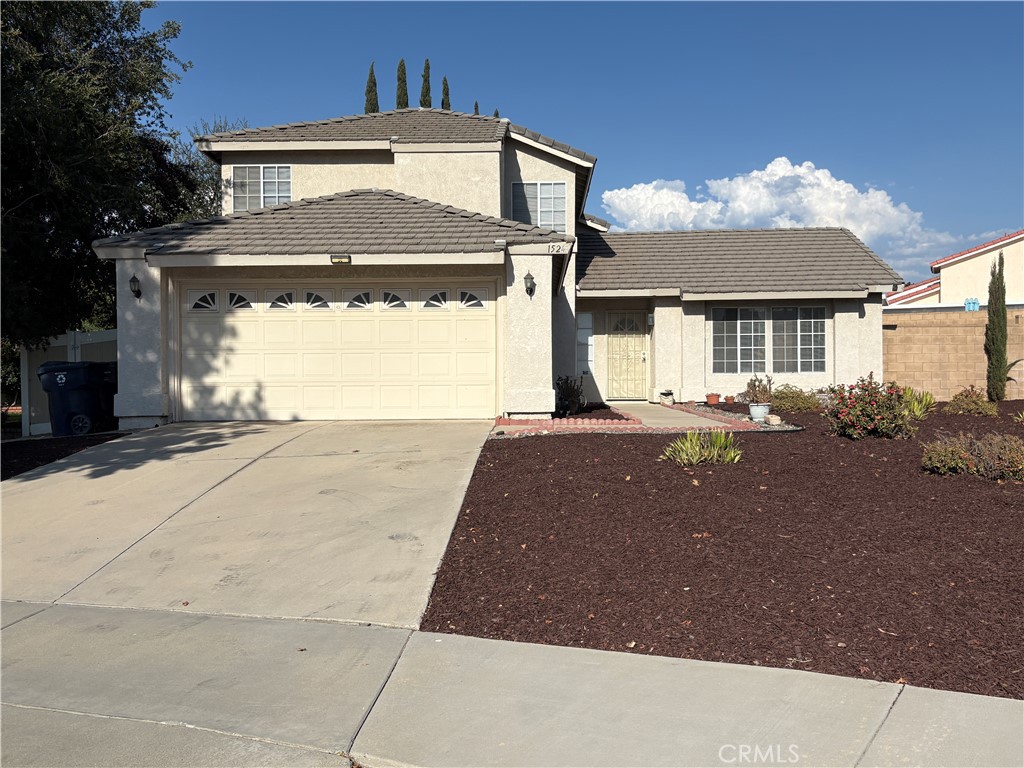 1524 Canterbury Property Photo 1