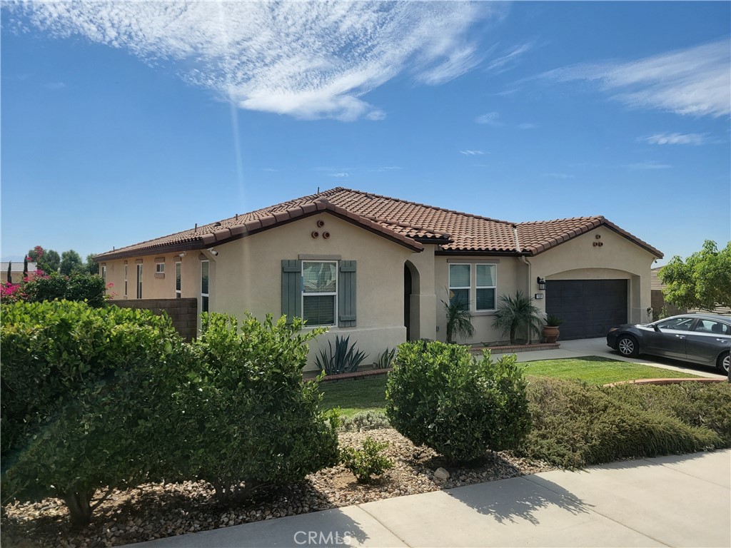 7039 N Antique Street N Property Photo 1