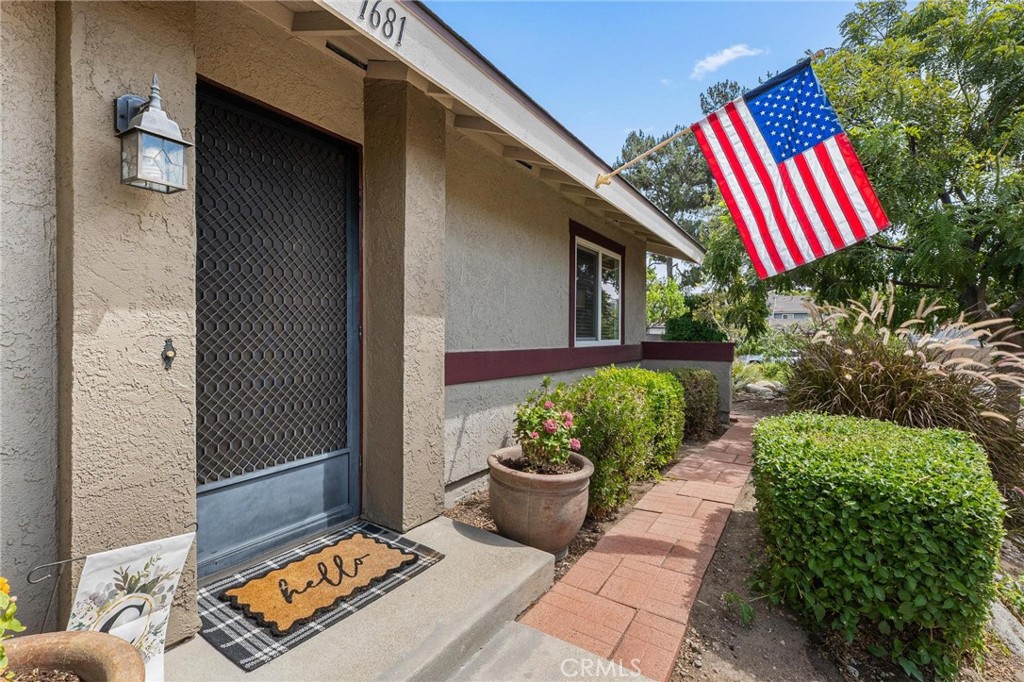 1681 Carmel E Property Photo 4