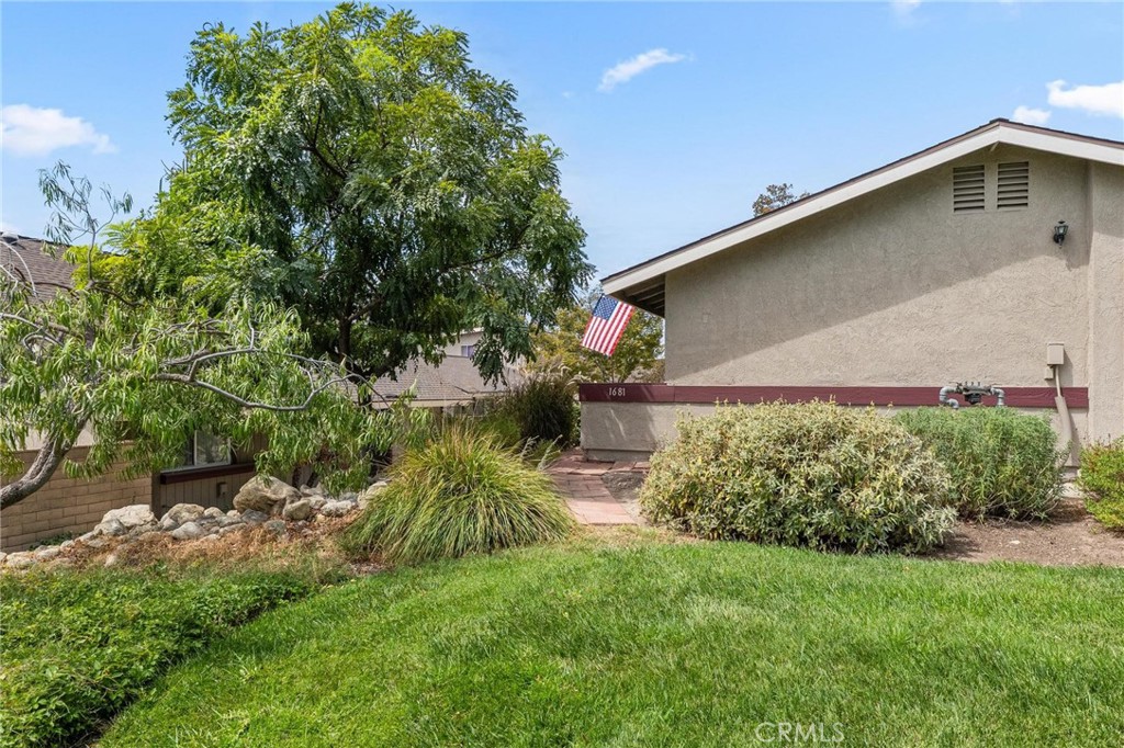 1681 Carmel E Property Photo 33
