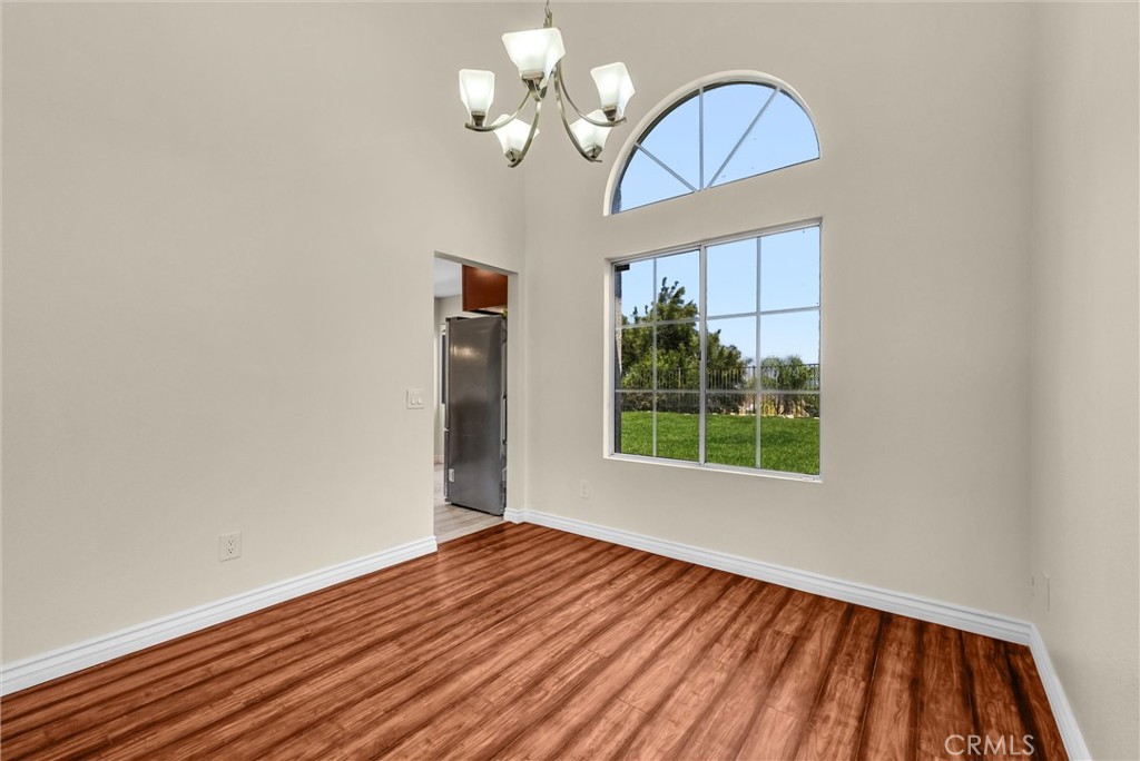 661 La Cumbre Property Photo 6