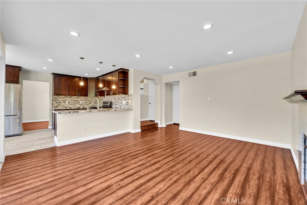 661 La Cumbre Property Photo 14