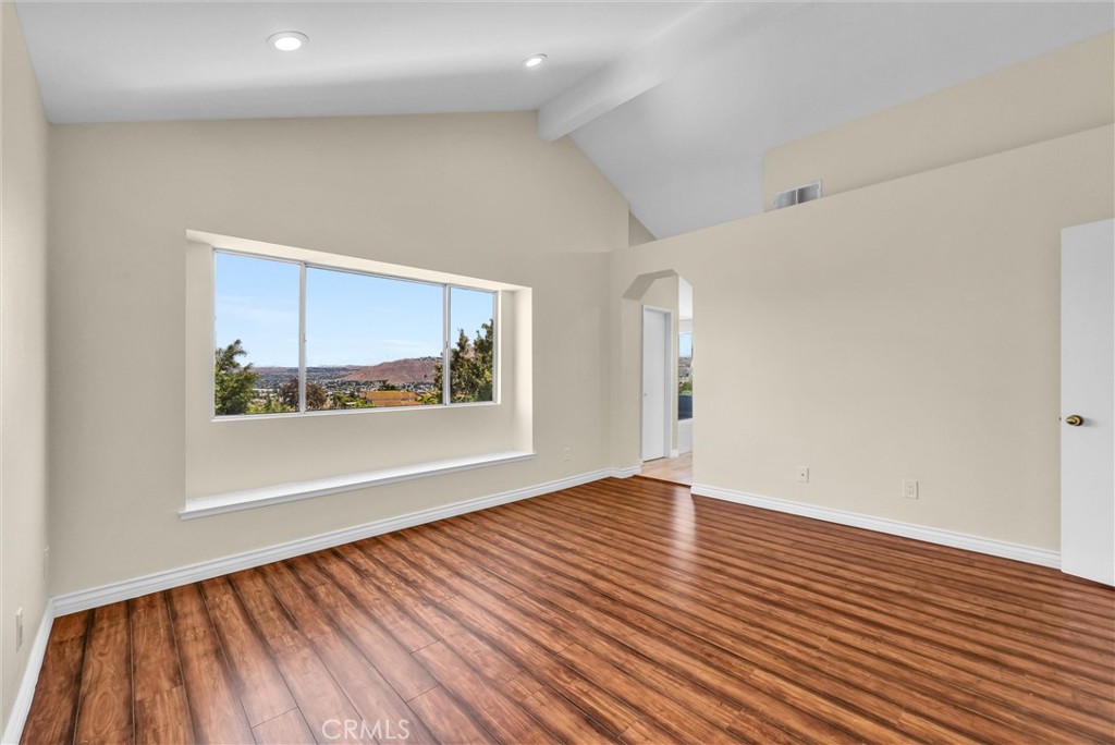 661 La Cumbre Property Photo 19