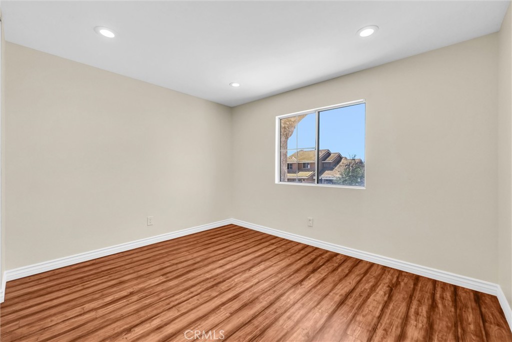 661 La Cumbre Property Photo 22