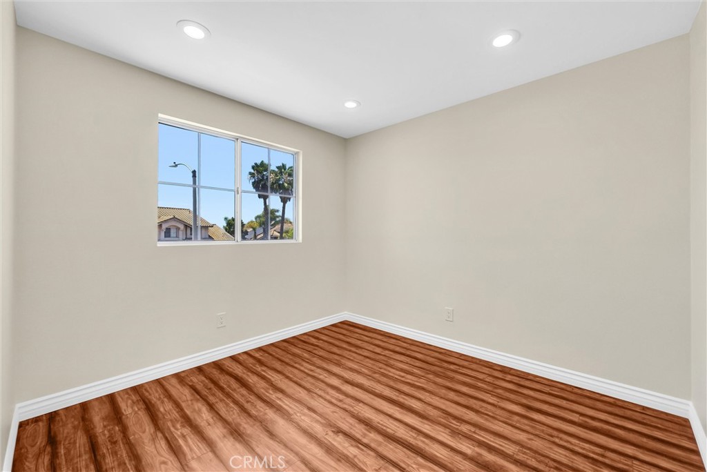 661 La Cumbre Property Photo 25