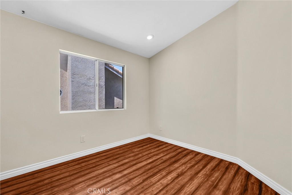 661 La Cumbre Property Photo 27